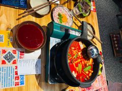 -黔二妞地摊火锅(龙华清湖店)