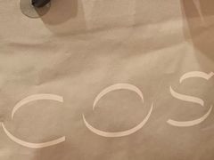 -COS(月星环球港店)