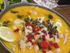 -神府路壹号·海鲜烧烤·砂锅粥·锅物(三坊七巷店)