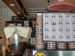 -熊猫一间店欧式奶茶铺