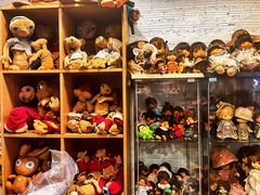 -席娜卡琳火车铁道夜市