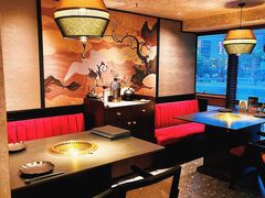 -铭牛烧肉·和牛海鲜自助(高新月牙湖店)