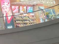 -4iNLOOK美瞳店(龙之梦购物中心虹口店)