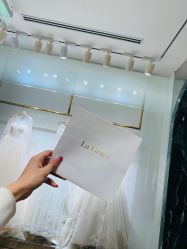 点击看大图 -LA GRACE高端婚纱礼服定制馆