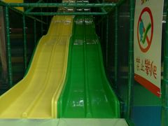 -蒙特利亲子乐园