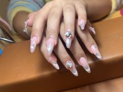 -自在·款式美甲美睫