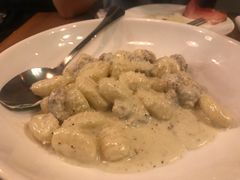 土豆面配香肠蓝乳酪酱-La Tavernetta(Bar à Vin)(乌鲁木齐路店)