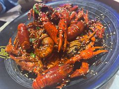 -肥肥虾庄·金牌油焖大虾(首义路店)