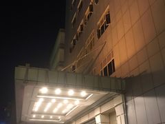 -宜昌均瑶国际酒店(宜昌CBD购物中心夷陵广场店)