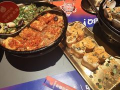 烤肉松油条-何师烧烤Pro ·江湖川菜·小龙虾·精酿(太古里旗舰店)