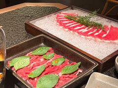 -三出山火锅(南京万象天地店)