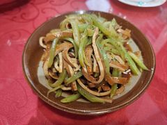 -冯烫烫跷脚牛肉·川菜小馆(武胜西街店)