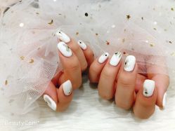 -七彩虹美甲美睫 半永久