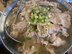 -肖四女乐山跷脚牛肉(南汇大学城生活广场店)