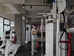 -GYMPLUS私教健身会馆(大悦城店)