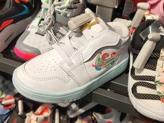-法雅体育工厂店(皂君庙路店)