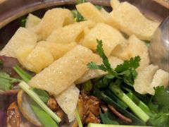 -胡须佬鸡煲四季火锅店(石厦西村直营店)