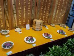 包厢-西安贾三灌汤包·回坊小吃·清真炒菜(北院门总店)