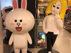 -LINE FRIENDS Garosu-gil Flagship Store