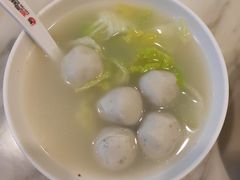 深海鲜蔬鱼丸汤-梅县程江腌面王(兴华店)