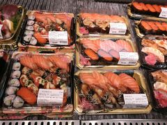 -盒马鲜生(红莲店)