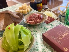 -鸿姐老火锅(疁城新天地店)