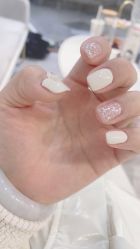 -UGIRL有个美甲