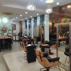 -佰亿Salon·烫染造型