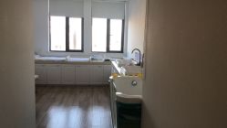 -海豚湾高端月子会所(黄浦店)