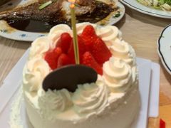 -红宝石·鲜奶小方·海派西点房(南丹店)