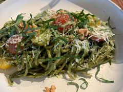 -ROAST coffee & eatery