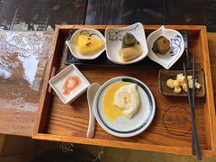 -乐领拈花溪·林涧食韵