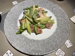 -穹六人间 people 6(岳阳路店)