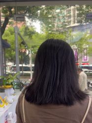-首脑美发沙龙