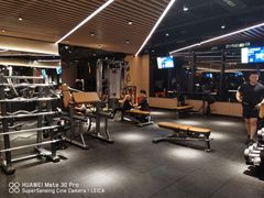 -W FITNESS 威尔仕健身·游泳(七宝店)