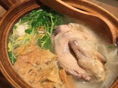 -刀小蛮半只鸡过桥米线(家乐福四元桥店)