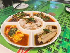 小吃五拼-令氏家外家周秦食府(高新店)