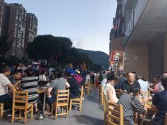 -宏兴烤鱼山庄(宣恩总店)