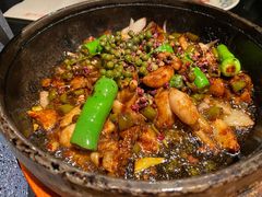 酱爆跳跳蛙-老头儿油爆虾·知味杭州(爱琴海购物中心)