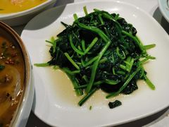 -嘉厨小馆(宜山路店)