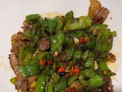 -松沪名灶·豆浆鱼头·新上海菜(飞航吾悦广场店)