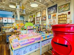 -猫的天空之城概念书店(杭州南宋御街店)