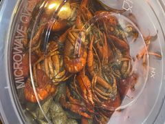 -虾弄弄海派小龙虾·牛羊蝎子火锅