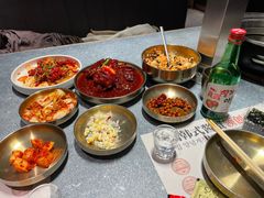 -草家酱蟹炭火烤肉店(珲春南路二店)