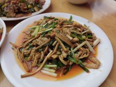 豆腐干肉丝-豆腐脑花