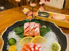 三文鱼鱼腩-黑牛の店·和牛烧肉(合生汇店)