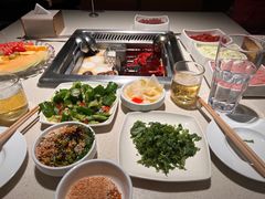-海底捞火锅鲜切牛肉主题店(长寿路店)