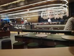 -星巴克臻选(上海虹桥新天地三店)