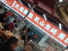 -养牛邓·潮汕牛肉海鲜自助火锅(广州店)