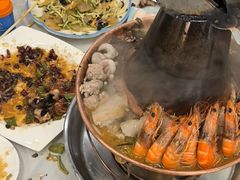 -一口猪海鲜浑锅·东北家常菜